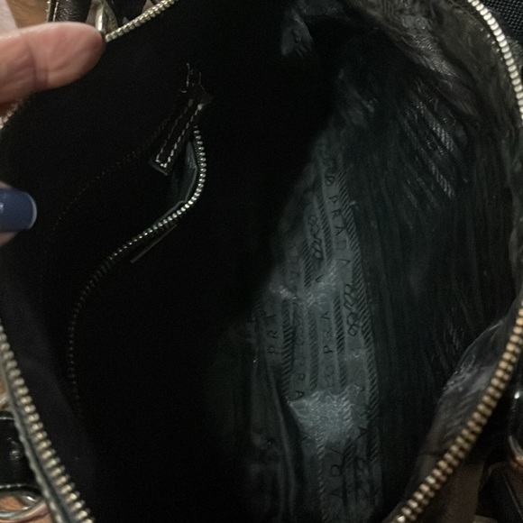 Prada hand bag - Picture 10 of 12